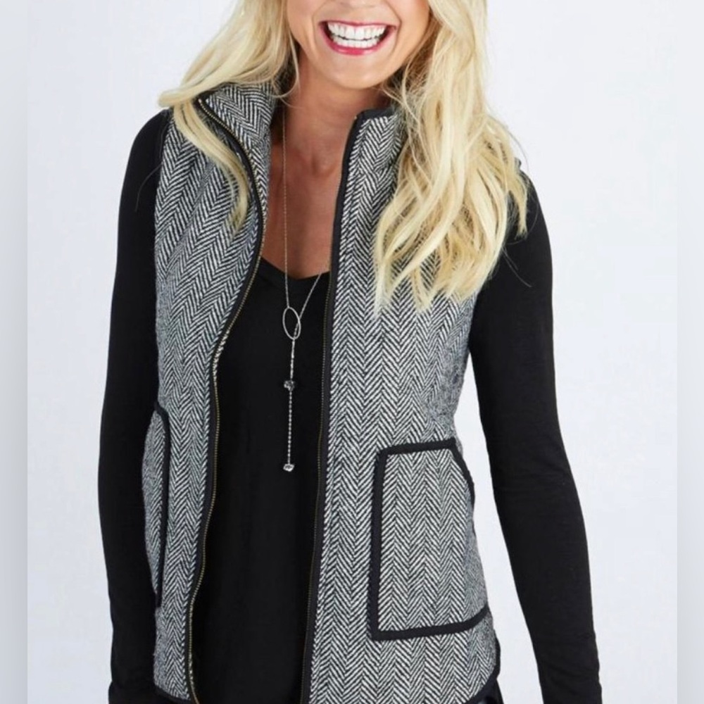 Honey Punch Black & White Vest